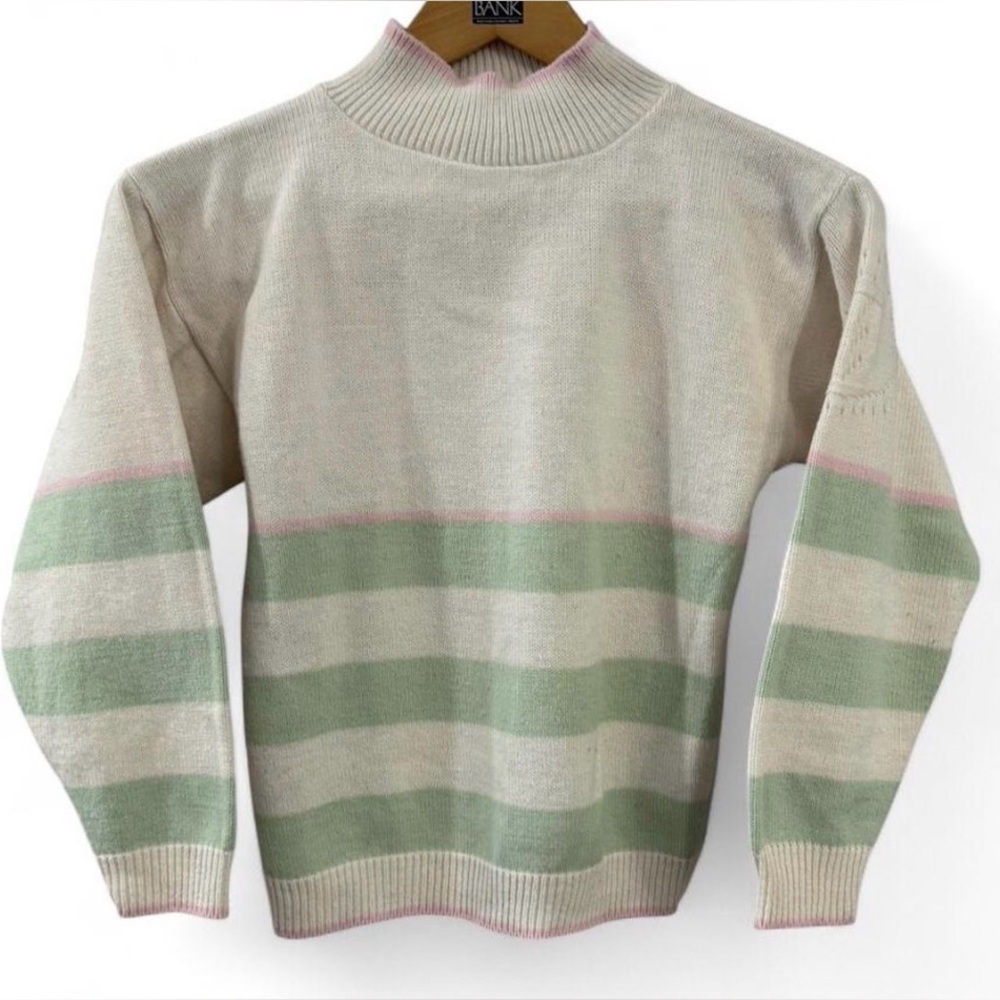 Vintage 1980’s Women's Striped Sweater